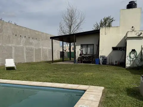 Casa en Venta en Roldan, San Lorenzo