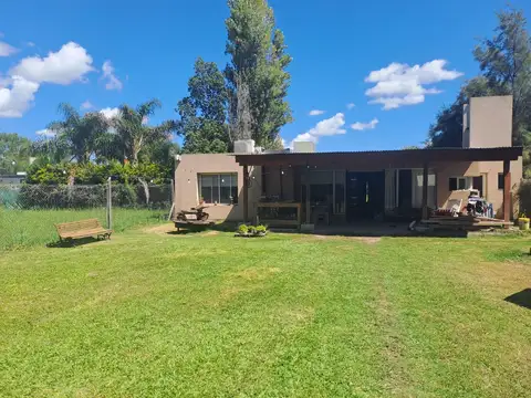Casa en Venta en Roldan, San Lorenzo