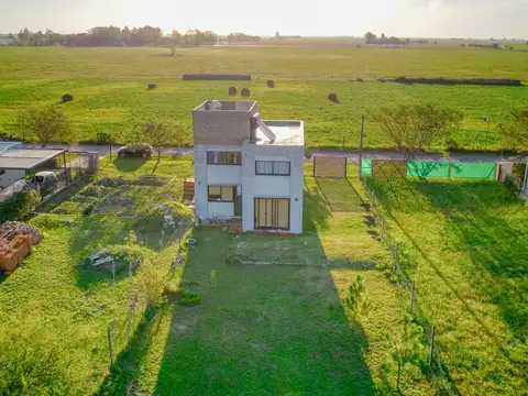 Casa en Venta en Roldan, San Lorenzo