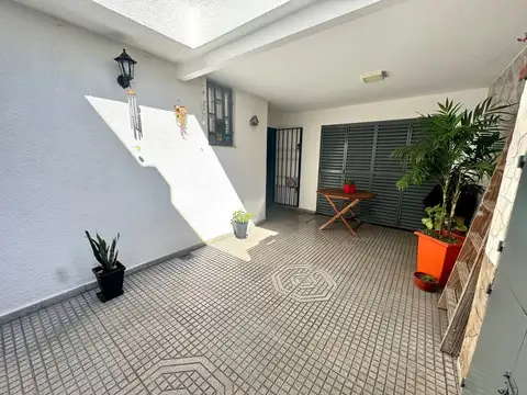Casa en Venta en Azcuenaga, Rosario