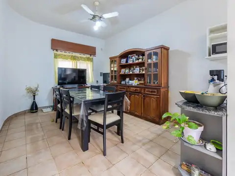 Casa en Venta en Azcuenaga, Rosario