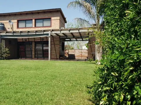 Casa en Venta en Roldan, San Lorenzo