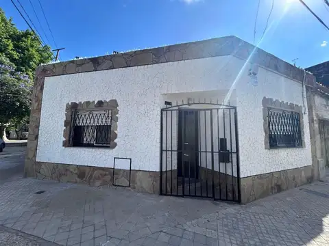 Casa en Venta en General José de San Martín, Rosario