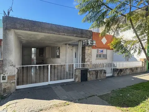 Casa en Venta en Villa Gobernador Galvez, Rosario