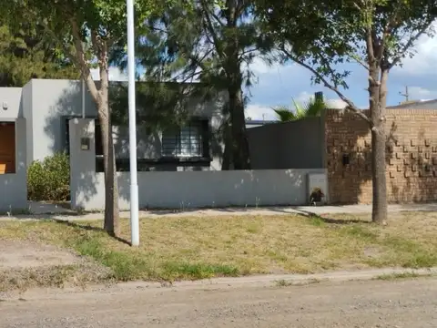 Casa en Venta en Piñero, Rosario