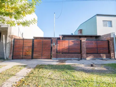 Casa en Venta en Angel Gallardo, La Capital