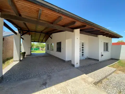 Casa en Venta en Roldan, San Lorenzo
