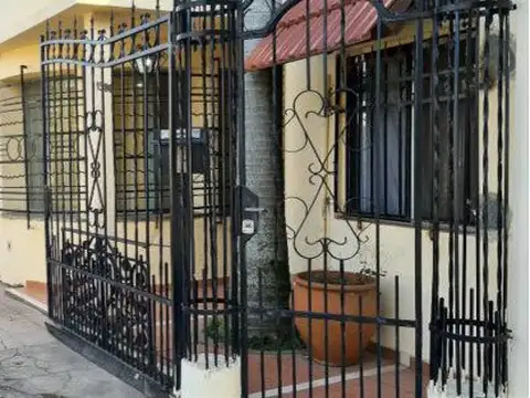 Casa en Venta en Villa Gobernador Galvez, Rosario