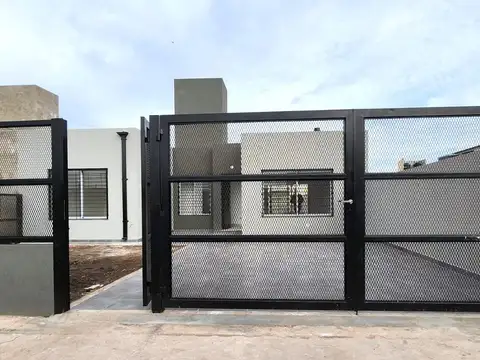 Casa en Venta en Capitan Bermudez, San Lorenzo