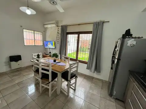 Casa en Venta en Azcuenaga, Rosario