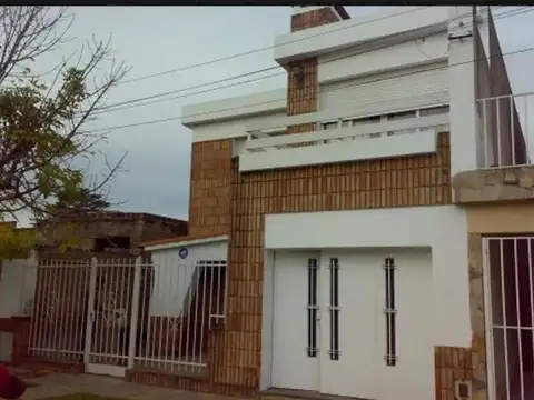 Casa en Venta en Villa Gobernador Galvez, Rosario