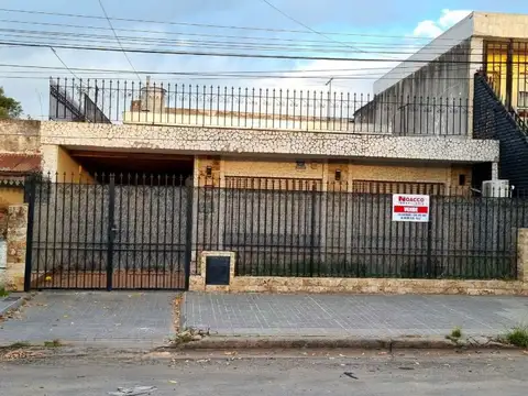 Casa en Venta en Villa Gobernador Galvez, Rosario