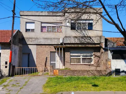 Casa en Venta en Azcuenaga, Rosario
