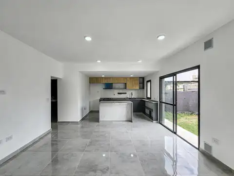 Casa en Venta en Roldan, San Lorenzo