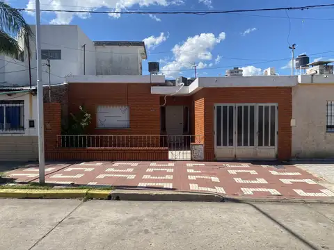 Casa en Venta en Barrio Mariano Moreno, San Lorenzo