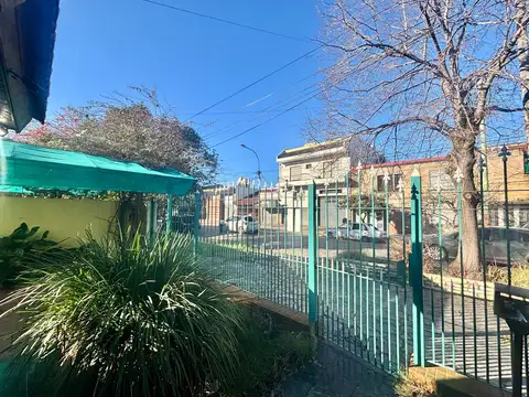 Casa en Alquiler en Lanus Oeste, Lanus