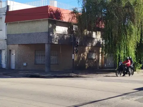 Casa en Venta en Azcuenaga, Rosario