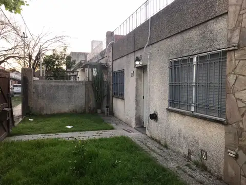 Casa en Venta en Celedonio Escalada, Rosario