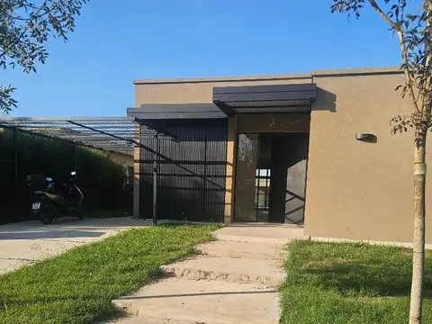 Casa en Alquiler en Santo Tomas, Countries y Barrios Cerrados en Pilar
