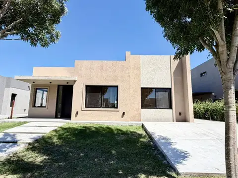 Casa en Alquiler en Santo Tomas, Countries y Barrios Cerrados en Pilar