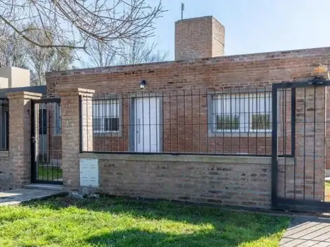 Casa en Venta en Roldan, San Lorenzo