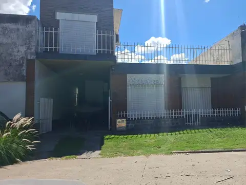 Casa en Venta en Villa Gobernador Galvez, Rosario