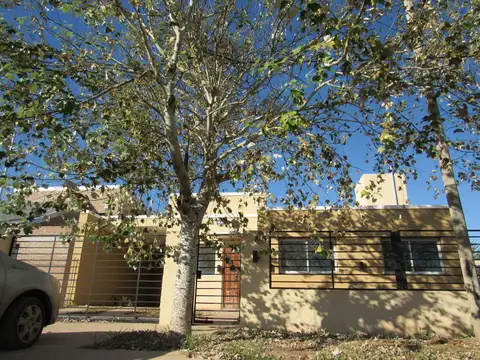 Casa en Venta en Roldan, San Lorenzo