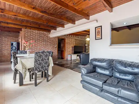 Casa en Venta en Roldan, San Lorenzo