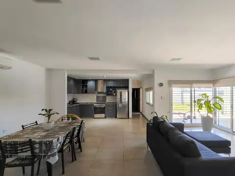Casa en Venta en Piñero, Rosario