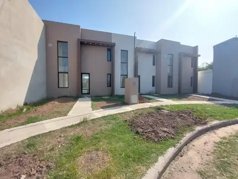 Casa en Venta en Ricardone, San Lorenzo