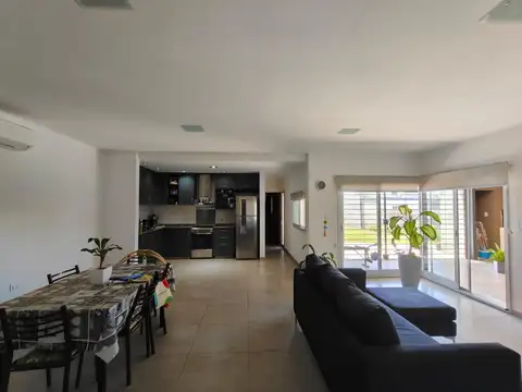 Casa en Venta en Piñero, Rosario