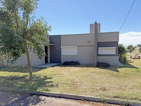 Casa en Venta en Ricardone, San Lorenzo