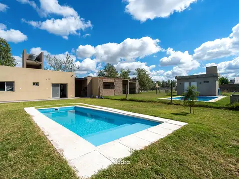 Casa en Venta en Roldan, San Lorenzo
