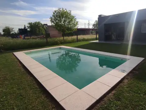 Casa en Venta en Roldan, San Lorenzo