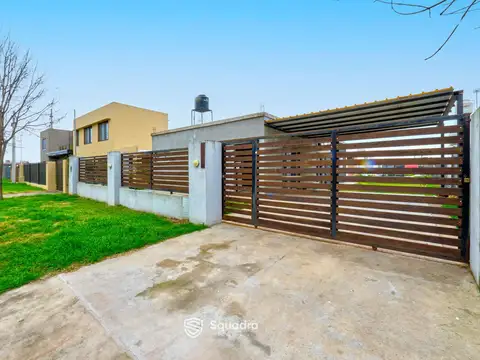 Casa en Venta en Punta Chacra, Roldan