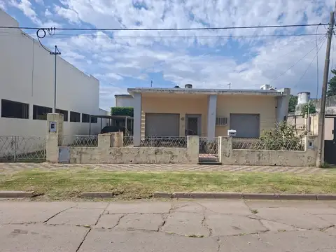 Casa en Venta en Villa Gobernador Galvez, Rosario