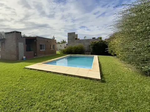 Casa en Venta en Roldan, San Lorenzo