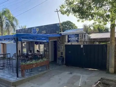 Casa en Venta en Centro, Funes
