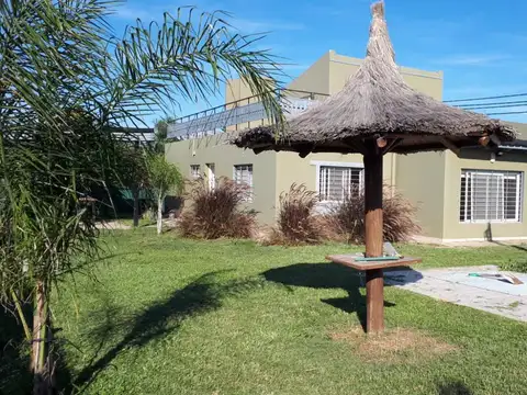 Casa en Venta en Roldan, San Lorenzo