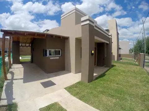 Casa en Venta en Roldan, San Lorenzo
