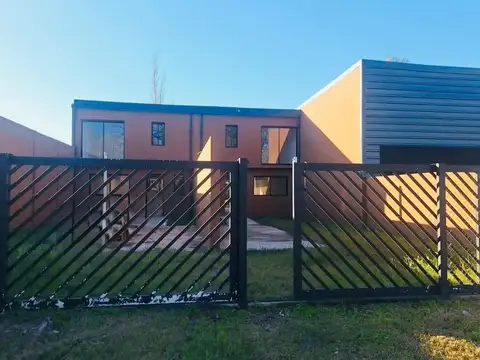 Casa en Venta en Roldan, San Lorenzo