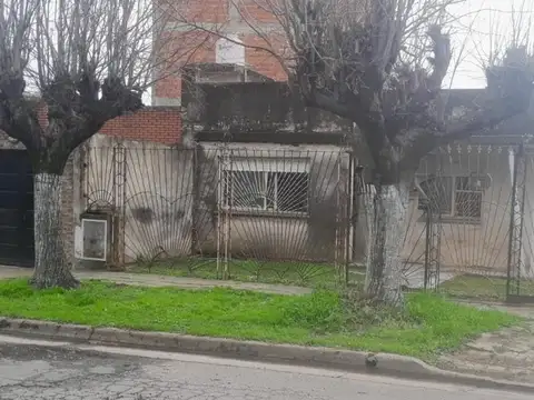 Casa en Venta en Moron Sur, Moron