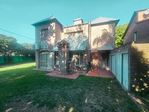 Casa en Venta en Pueblo Esther, Rosario