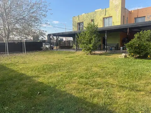 Casa en Venta en Roldan, San Lorenzo