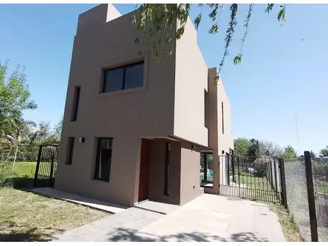 Casa en Venta en Roldan, San Lorenzo