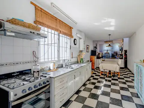 Casa en Venta en Republica De La Sexta, Rosario