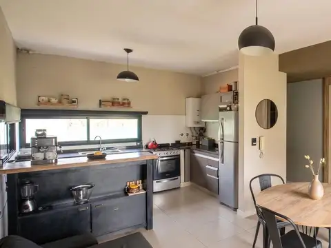 Casa en Venta en Roldan, San Lorenzo