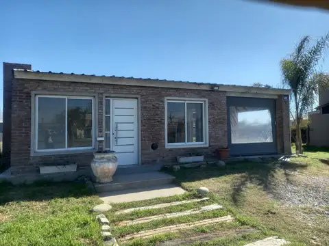 Casa en Venta en Roldan, San Lorenzo