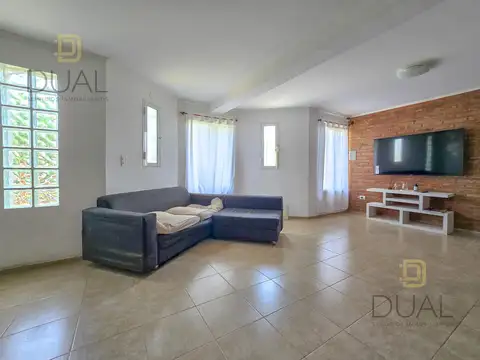 Casa en Venta en Roldan, San Lorenzo