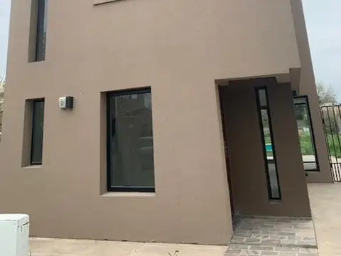 Casa en Venta en Roldan, San Lorenzo